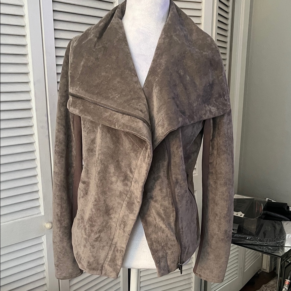 SL8 Faux Suede Moto Jacket Sz S grey cropped long sleeve with zipper